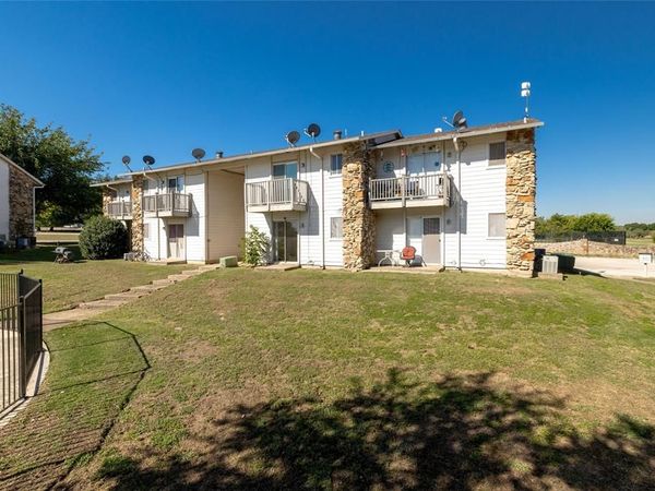 104 Harbor Drive, Unit 111, Runaway Bay, TX 76426