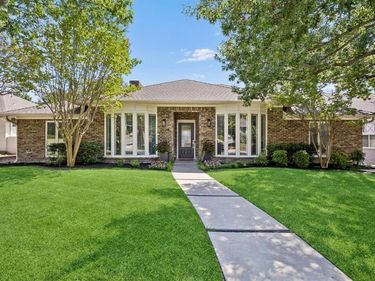 9026 Woodhurst Drive, Dallas, TX 75243