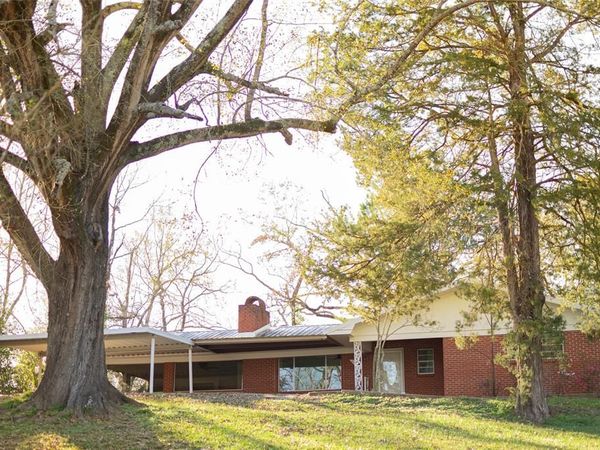 1504 Emanuel, Natchitoches, LA 71457
