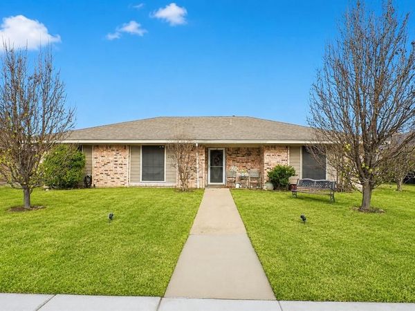 1519 Rocky Point Drive, Lewisville, TX 75077