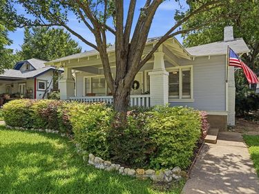 2208 Western Avenue, Fort Worth, TX 76107