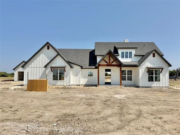 2013 Collin Street, Weatherford, TX 76085