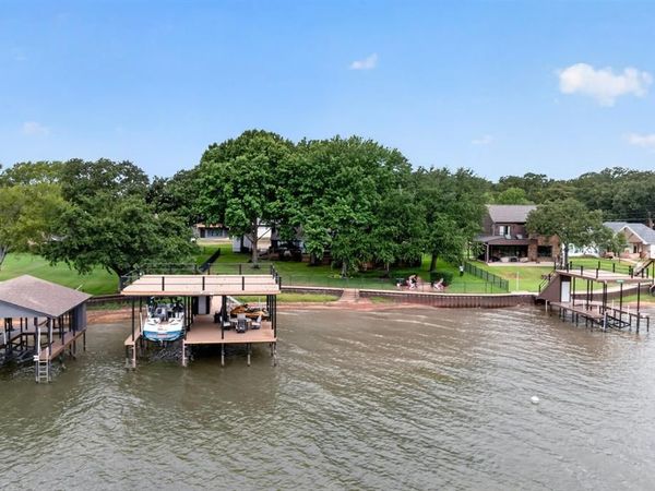 305 Rock And Roll Lane, Mabank, TX 75156