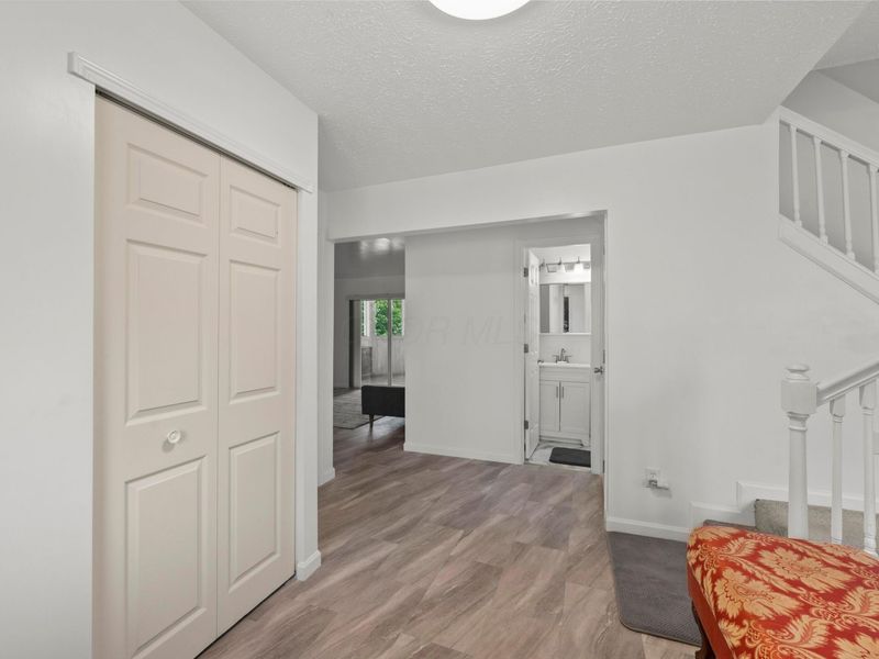 1408 Cider Mill Court, Columbus, OH 43204 Photo 5