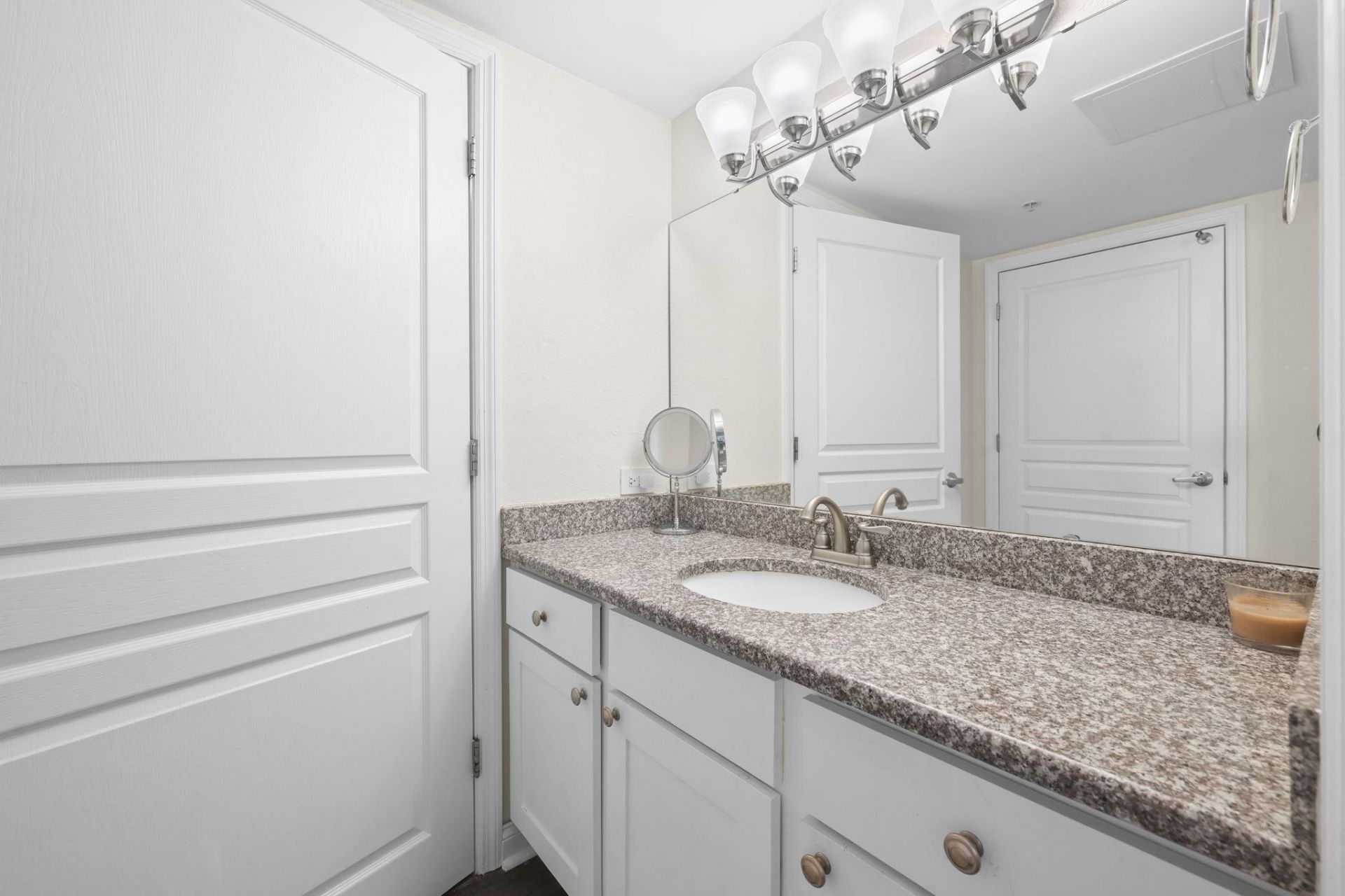2701 S Ocean Blvd.  Photo 9