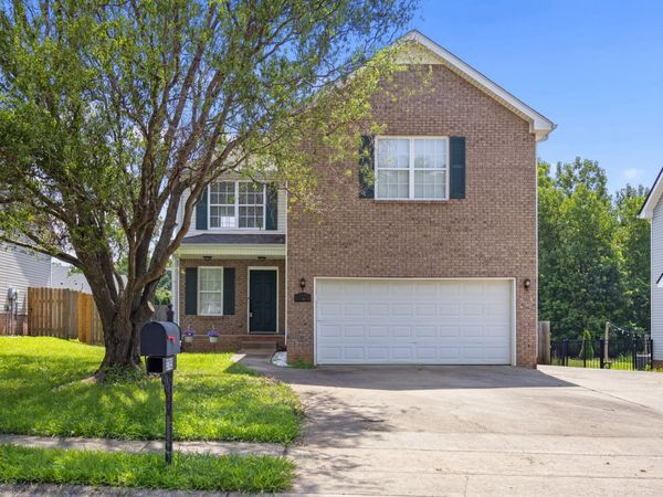 2785 Ridgepole Dr , Clarksville, TN 37040