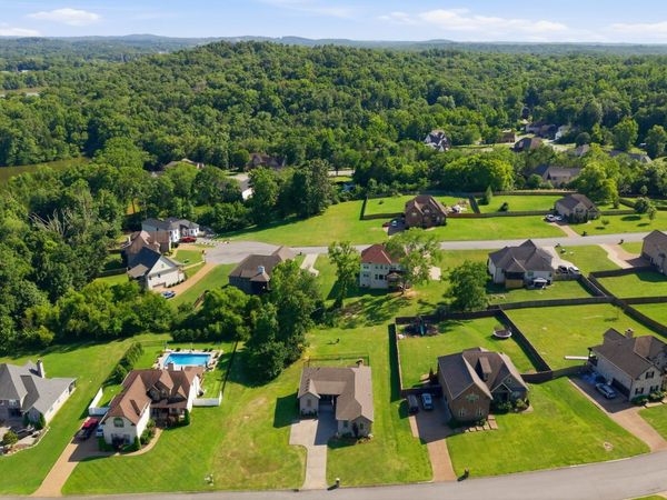 58 Harbor Pt, Lebanon, TN 37087