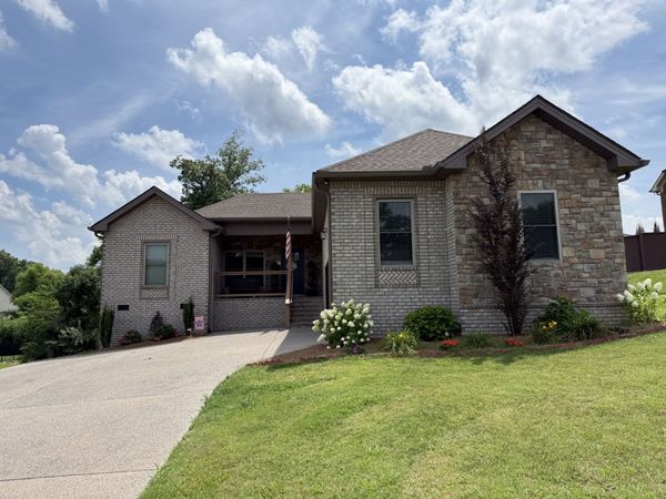 58 Harbor Pt , Lebanon, TN 37087