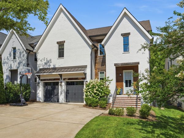 704 Estes Rd , Nashville, TN 37215