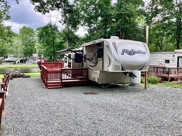 151 Village Drive W, Milford, PA 18337