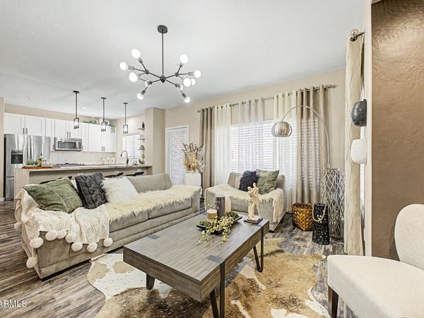1351 N PLEASANT Drive, Unit 2112, Chandler, AZ 85225