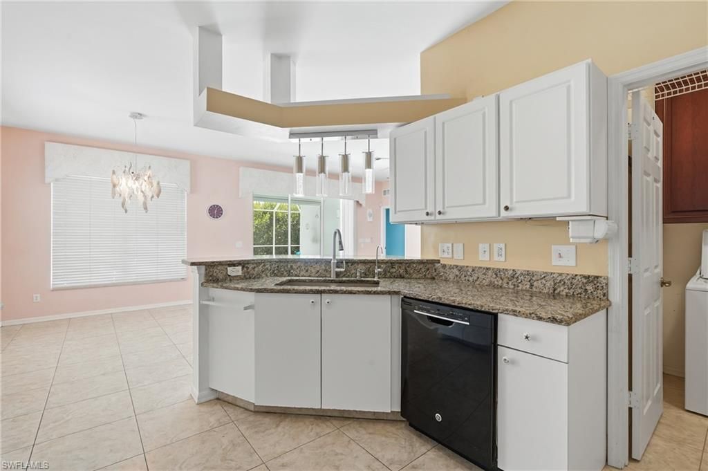 295 Stanhope Cir, Naples, FL 34104 Photo