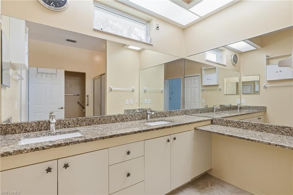 295 Stanhope Cir, Naples, FL 34104 Photo