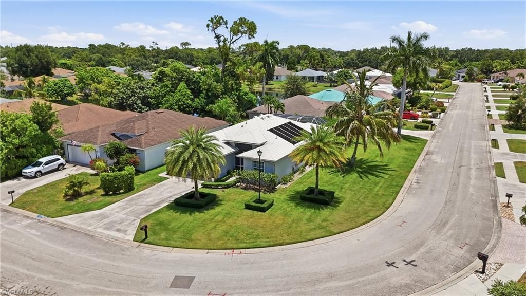 295 Stanhope Cir, Naples, FL 34104 Photo
