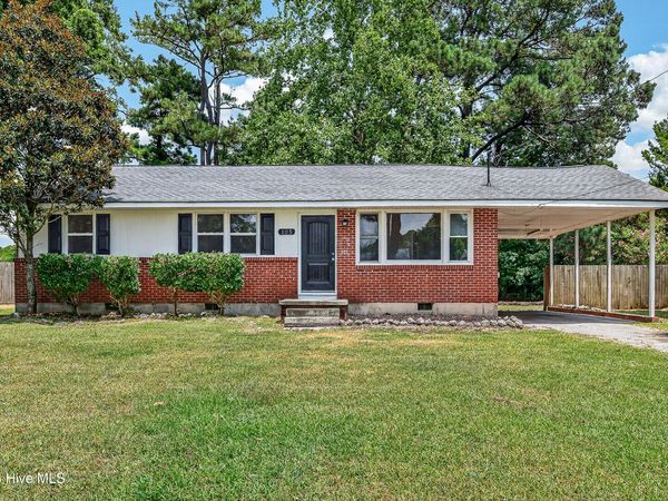 105 Kitt Drive, Jacksonville, NC 28540