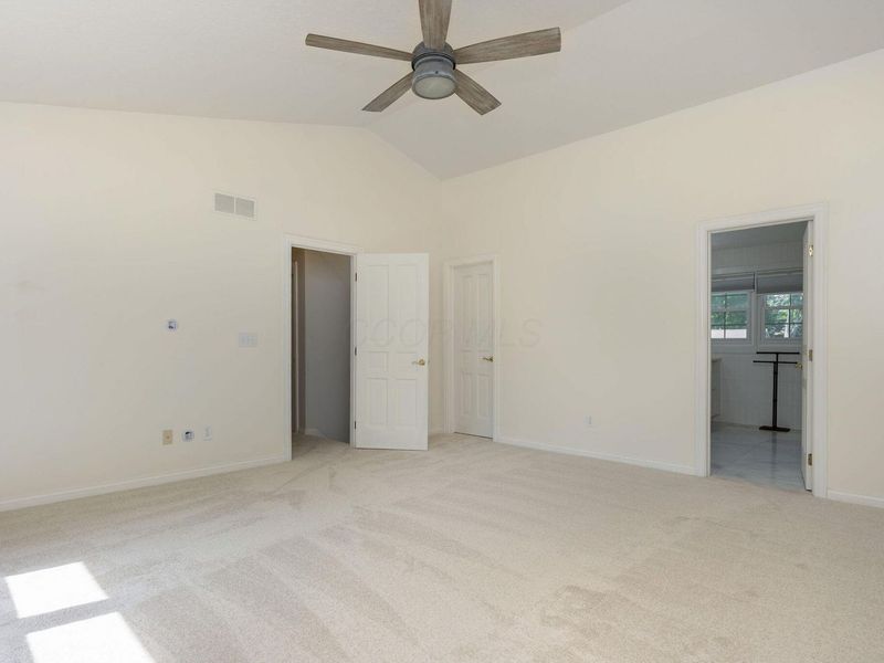 590 Kingfisher Drive , Westerville, OH 43082 Photo 27