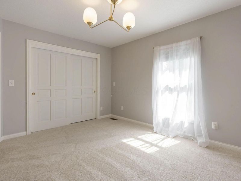 590 Kingfisher Drive , Westerville, OH 43082 Photo 32