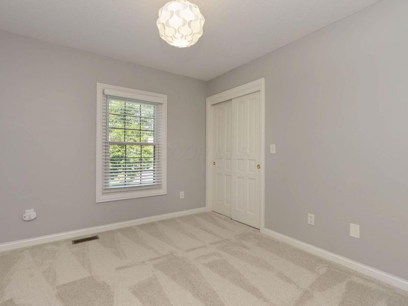 590 Kingfisher Drive , Westerville, OH 43082 Photo 35