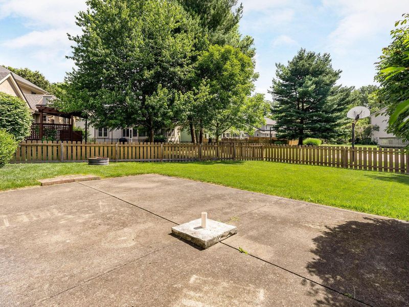 590 Kingfisher Drive , Westerville, OH 43082 Photo 47