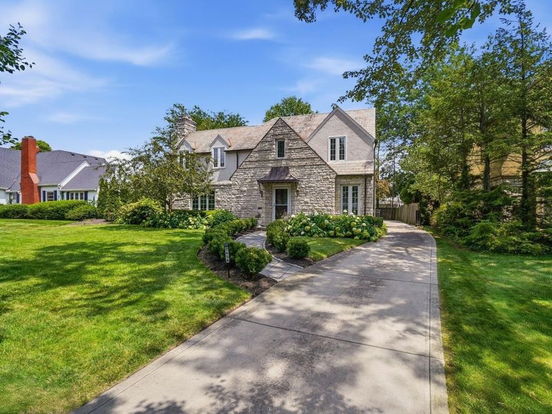 2656 Tremont Road, Upper Arlington, OH 43221 Photo 3