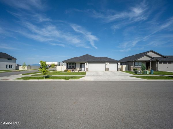 4249 N May Ella LOOP , Post Falls, ID 83854