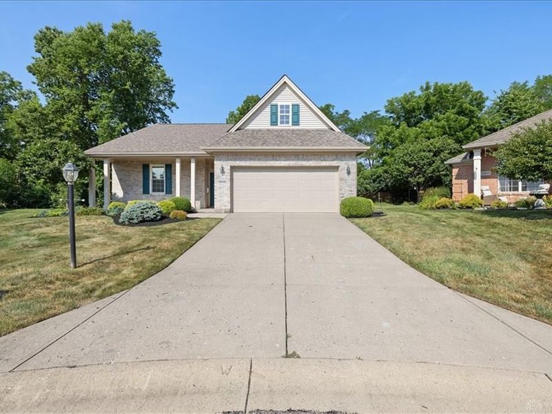 3600 English Court, Butler Township, OH 45414 Photo 2