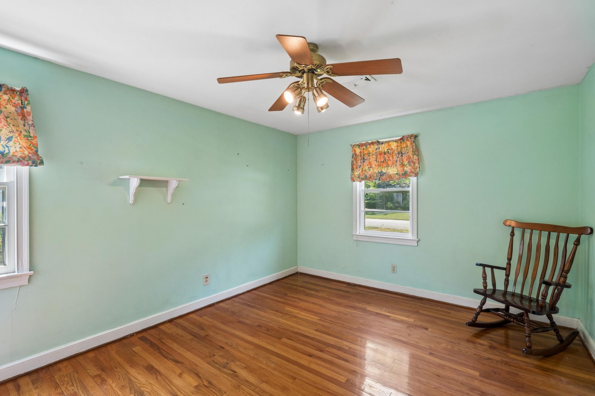 140 Chadwick Drive Photo 25