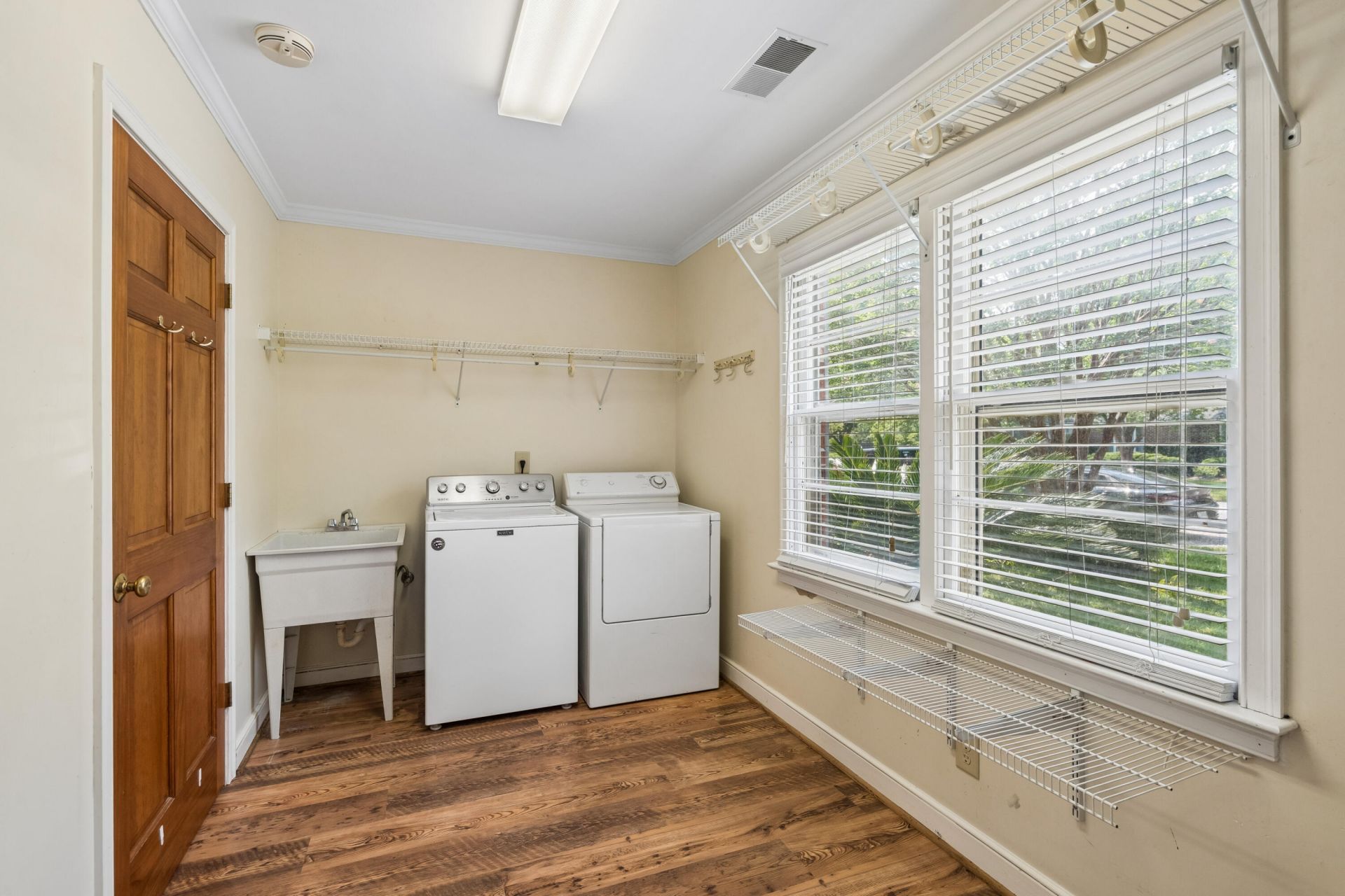 140 Chadwick Drive Photo 34