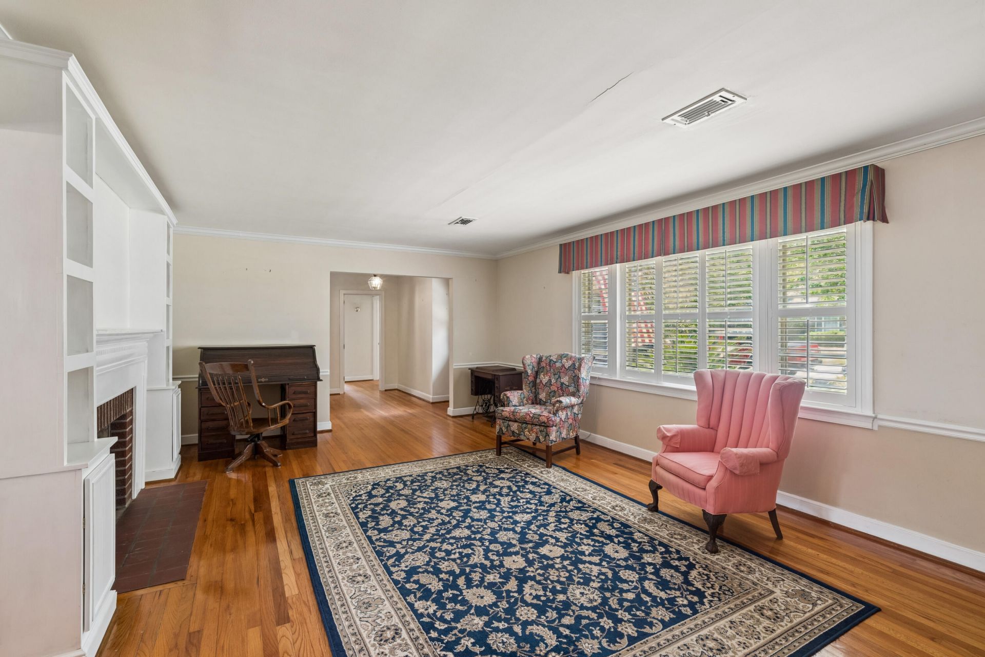 140 Chadwick Drive Photo 7