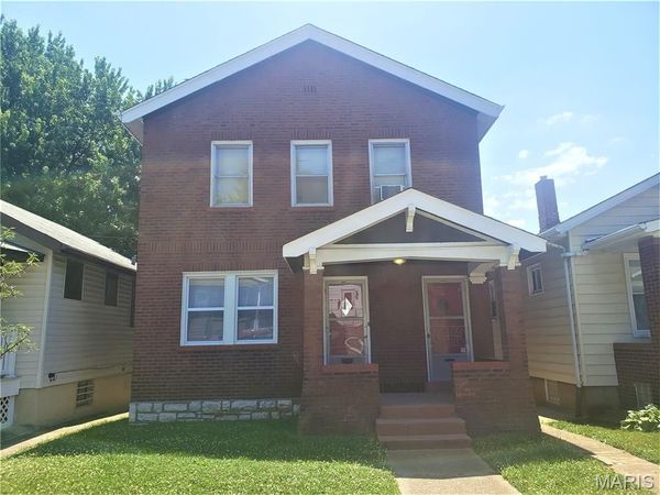 4634 Ray Avenue , St Louis, MO 63116
