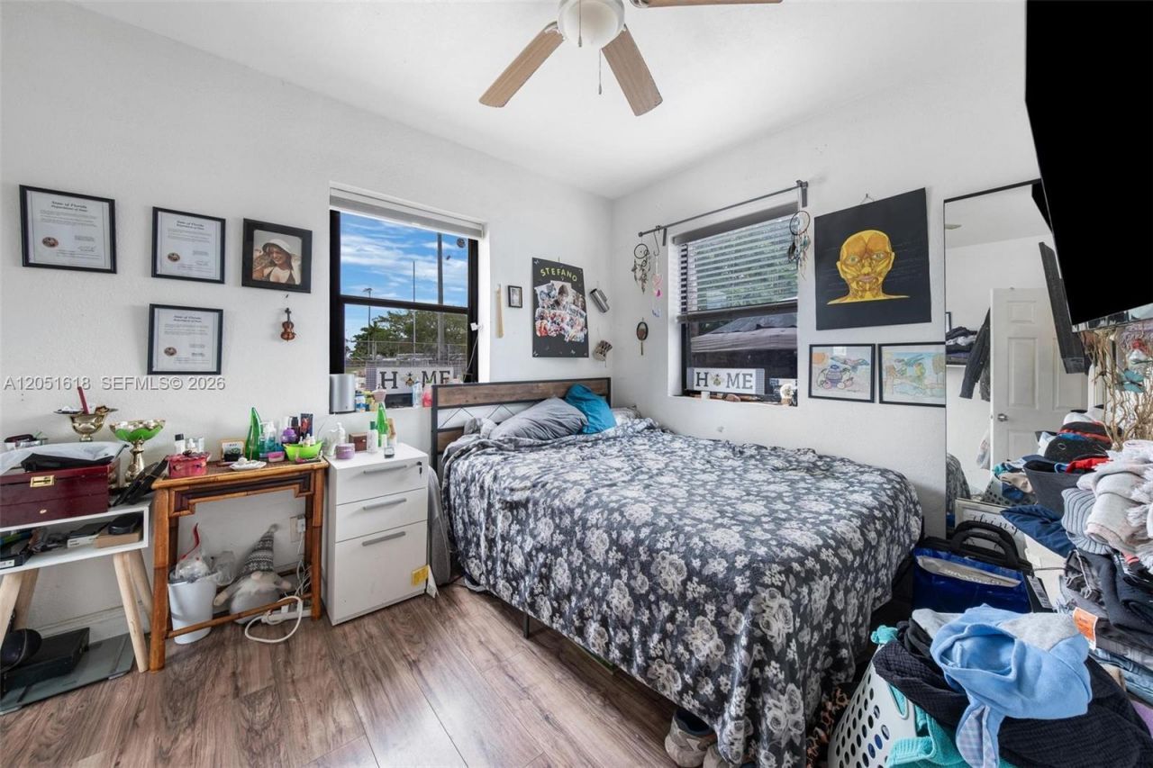740 NW 135 St, North Miami, FL 33168 Photo