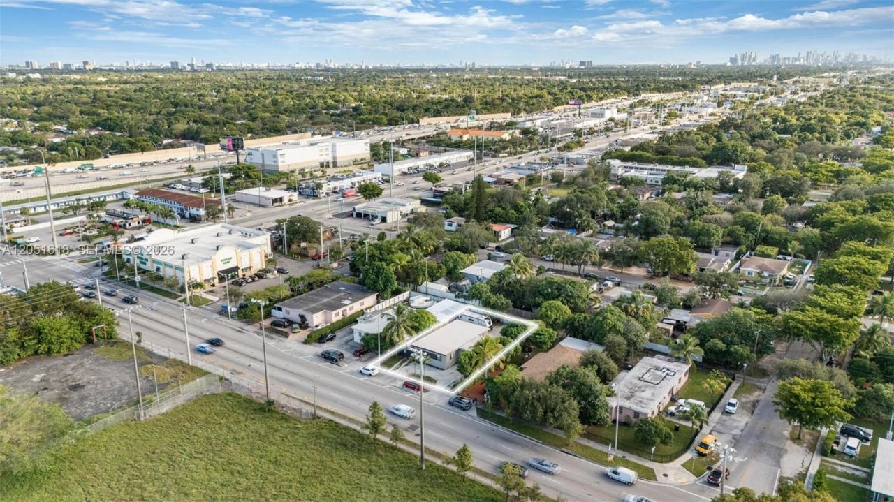 740 NW 135 St, North Miami, FL 33168 Photo