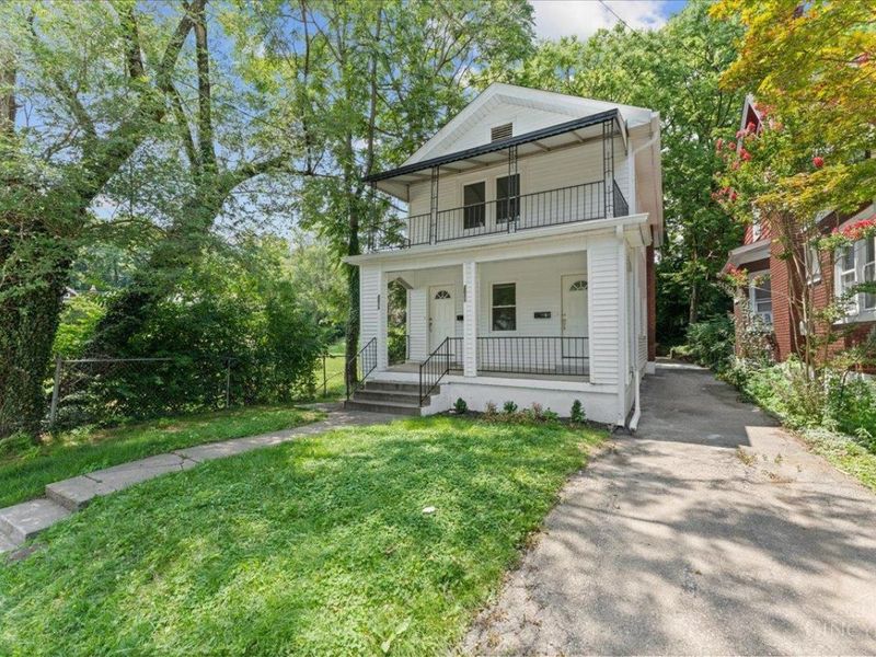 2011 Highland Avenue, Cincinnati, OH 45219 Photo 1
