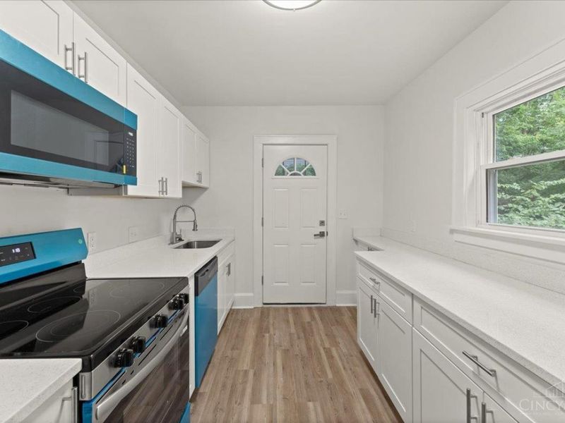 2011 Highland Avenue, Cincinnati, OH 45219 Photo 11