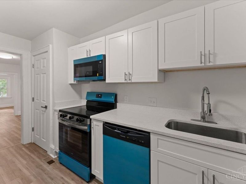 2011 Highland Avenue, Cincinnati, OH 45219 Photo 12