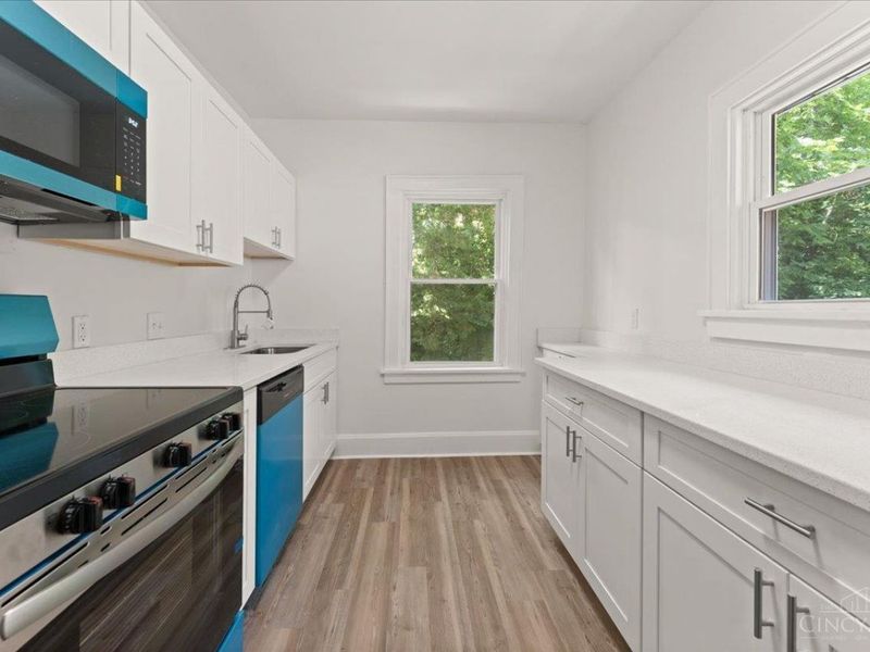 2011 Highland Avenue, Cincinnati, OH 45219 Photo 14