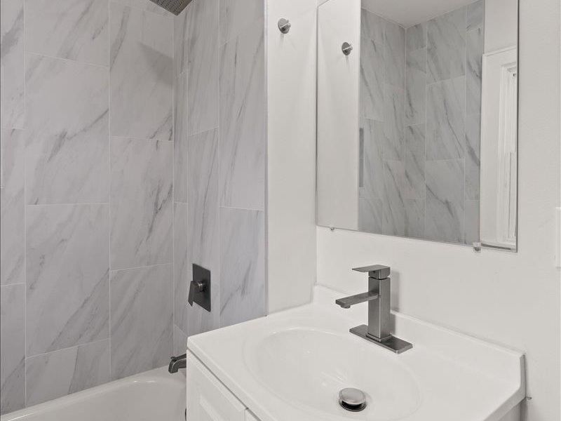 2011 Highland Avenue, Cincinnati, OH 45219 Photo 33