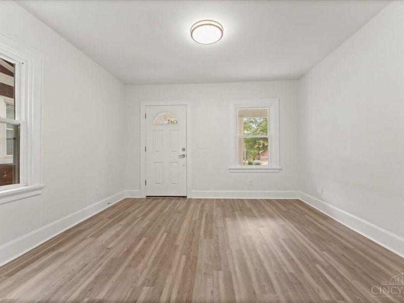 2011 Highland Avenue, Cincinnati, OH 45219 Photo 5