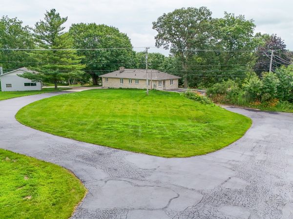 1742 Wolverine Road , Dixon, IL 61021