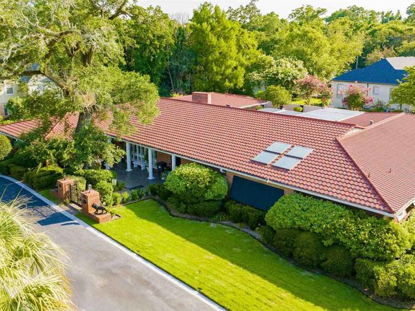 1415 N Barcelona St, Pensacola, FL 32501