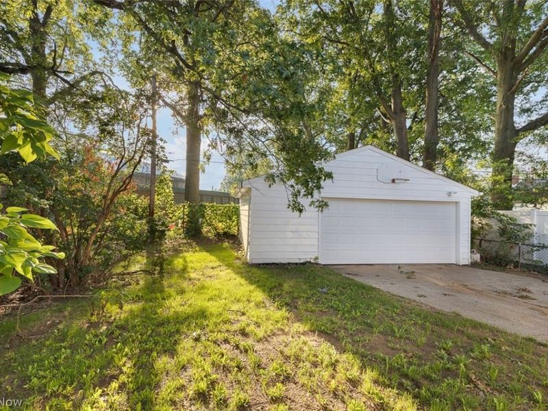 5735 W 44th Street, Parma, OH 44134 Photo 30