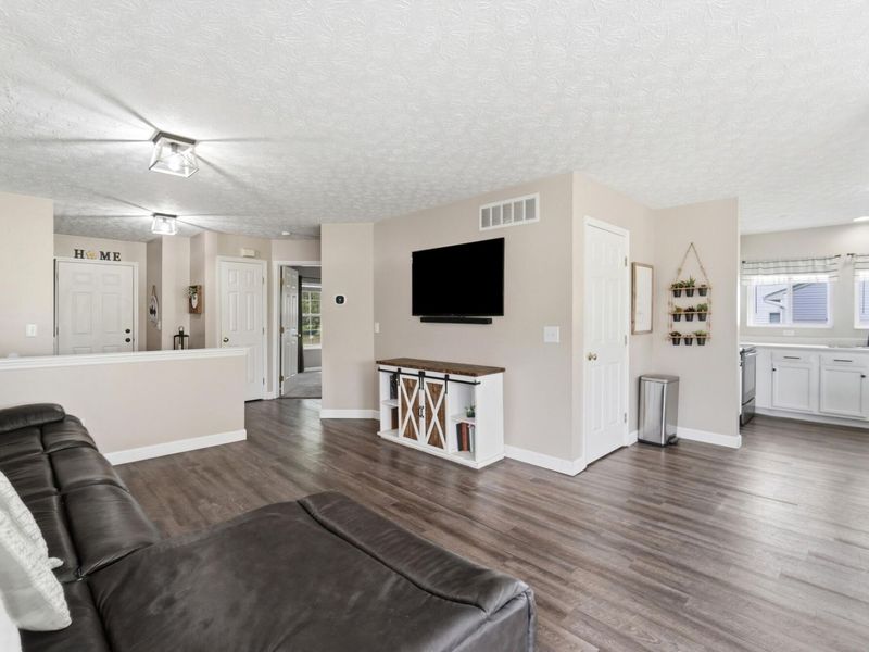 1935 Springwood Drive, Piqua, OH 45356 Photo 16