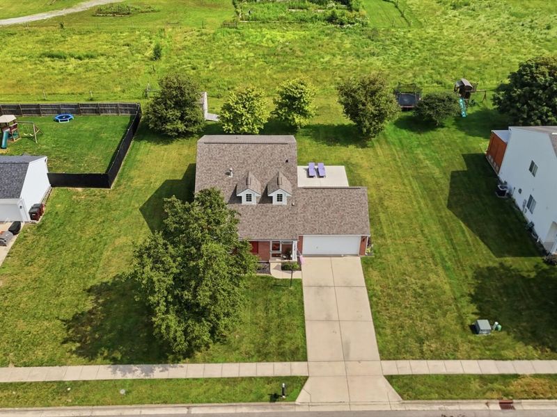 1935 Springwood Drive, Piqua, OH 45356 Photo 4