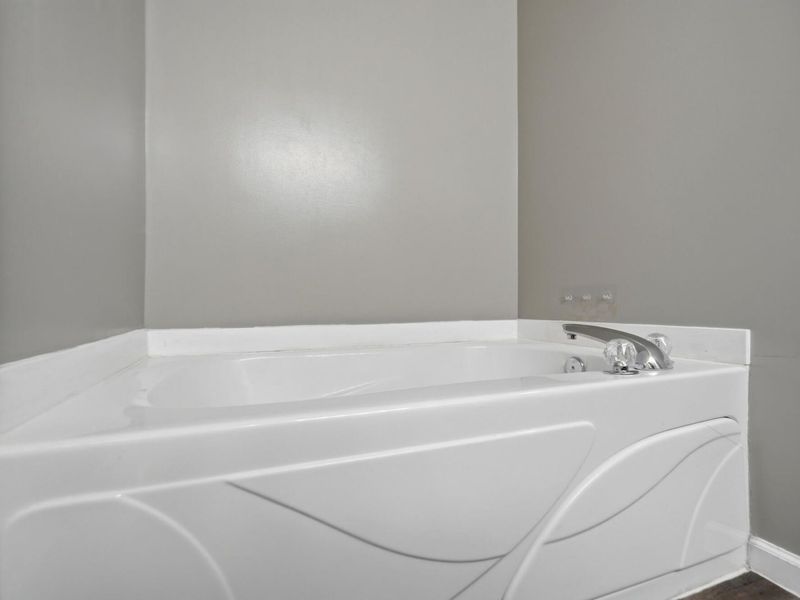 1935 Springwood Drive, Piqua, OH 45356 Photo 42