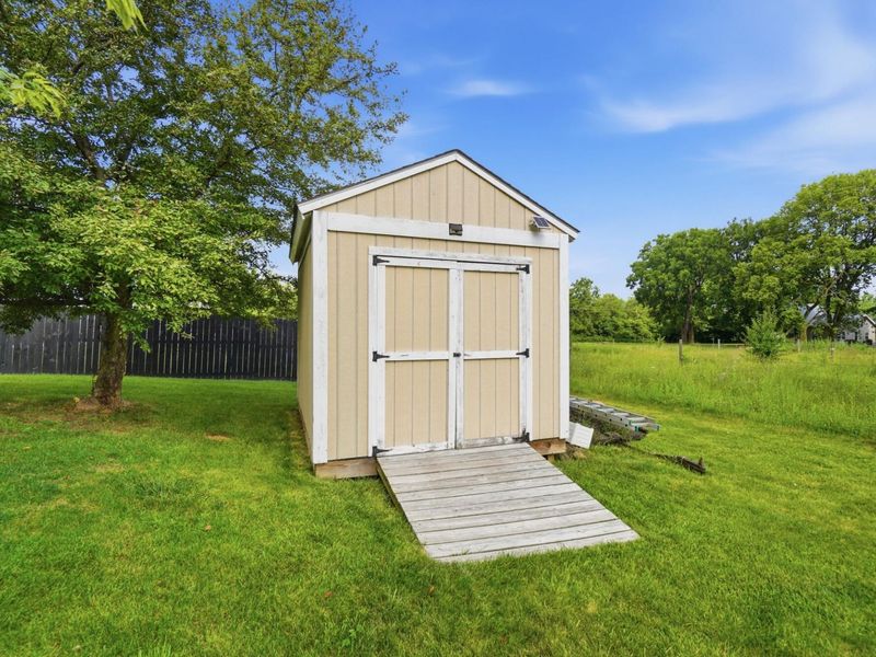1935 Springwood Drive, Piqua, OH 45356 Photo 84