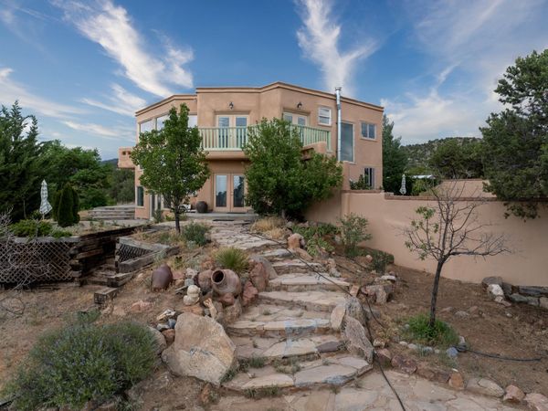 46 Apache Plume , Santa Fe, NM 87508