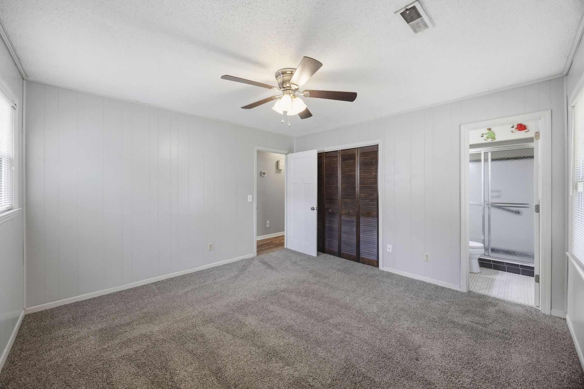 115 Cynthia Lane Photo 15