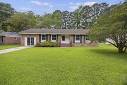 115 Cynthia Lane photo 4