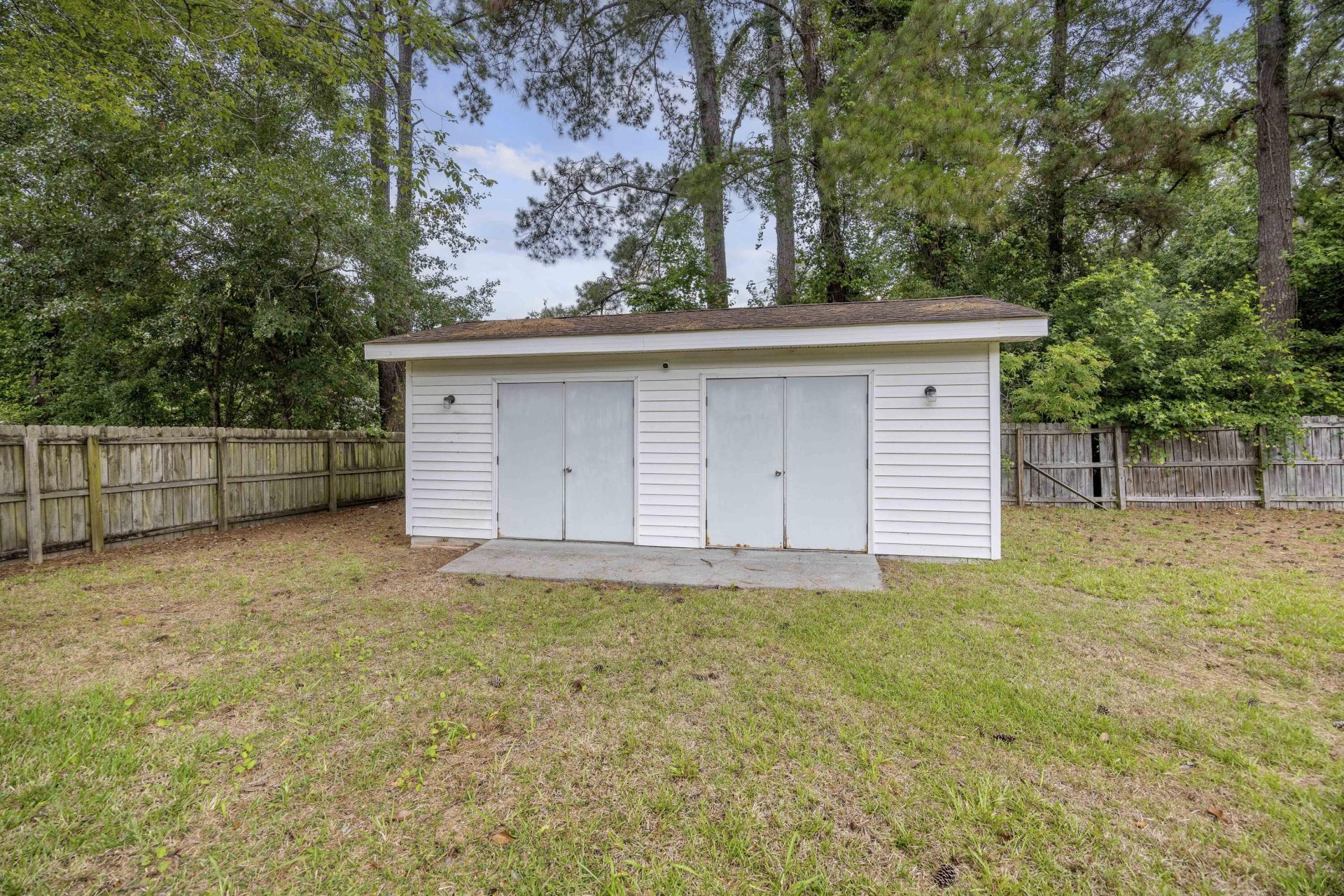 115 Cynthia Lane Photo 31