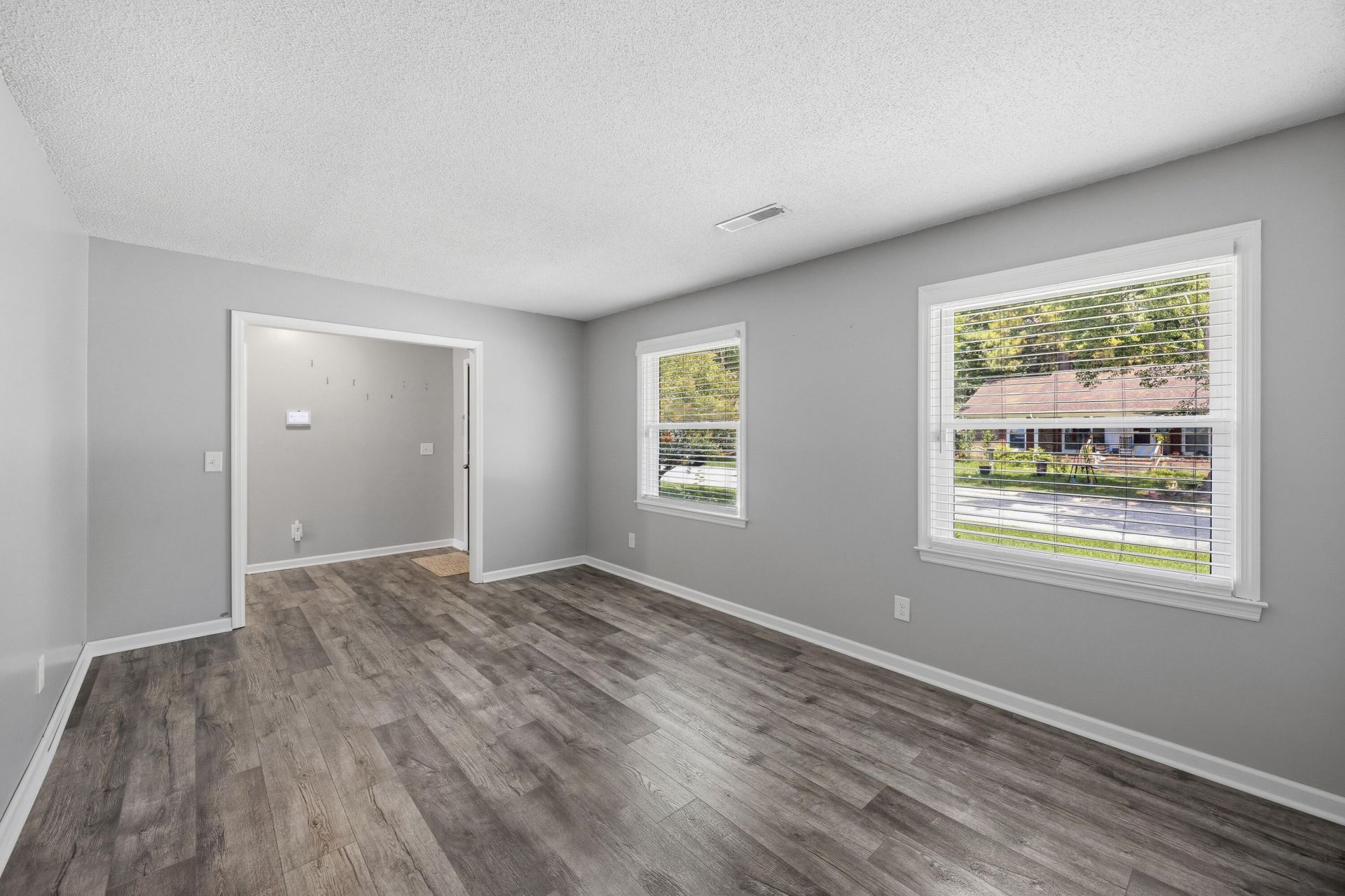 115 Cynthia Lane Photo 6